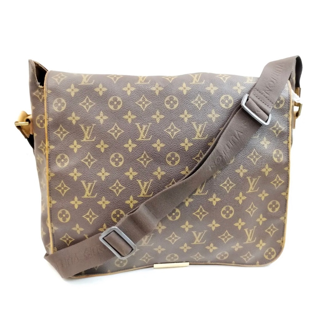 Louis Vuitton Messenger Bag